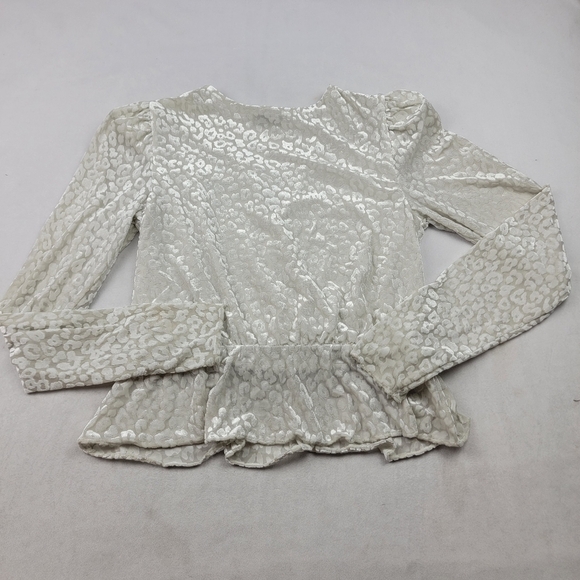 Express winter white velvet snow lepord faux wrap puff shoulder peblum top - Picture 7 of 8